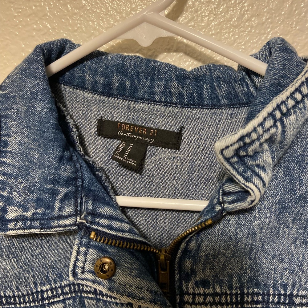 Jean jacket - Picture 3 of 5